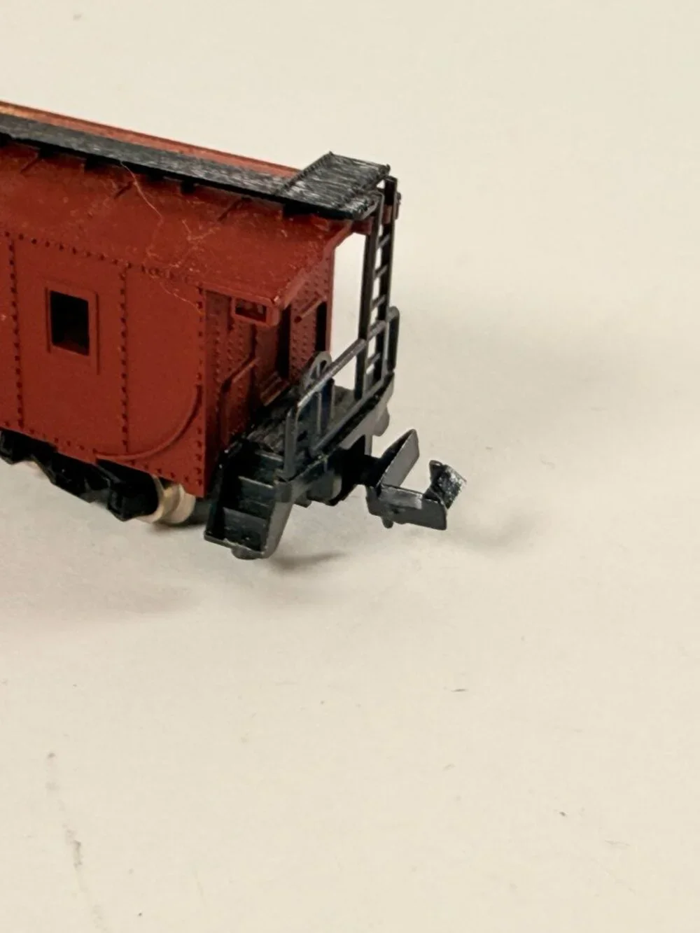 Life-Like N Scale Santa Fe ATSF Caboose Train Car 1951 AT&SF 7710 Red Model
